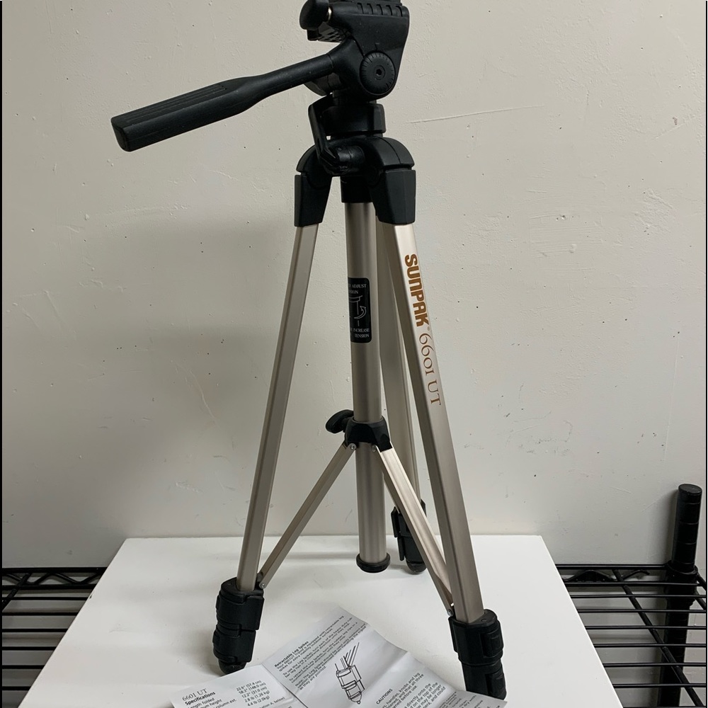 SUNPAK Tripod